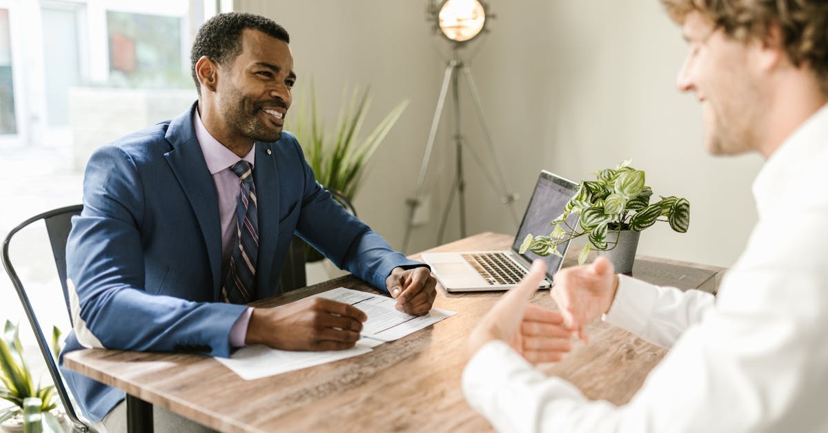 découvrez des solutions d'assurance adaptées à vos besoins avec notre compagnie d'assurance de confiance. obtenez une protection fiable pour votre famille, votre entreprise et vos biens avec nos offres d'assurance complètes.