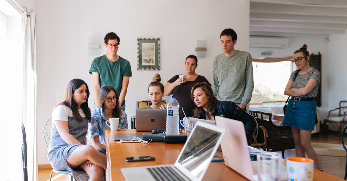 découvrez comment le team building peut renforcer la cohésion d'équipe, la motivation et la productivité au sein de votre entreprise. des activités ludiques et interactives pour booster la collaboration et l'esprit d'équipe.