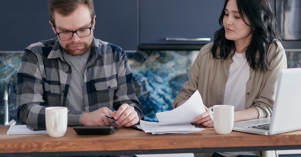 consolidation de dettes : découvrez comment regrouper vos dettes en un seul paiement et réduire vos mensualités.