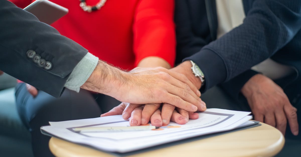 découvrez l'importance de l'assurance professionnelle pour votre entreprise avec notre gamme complète de solutions d'assurance adaptées à vos besoins.