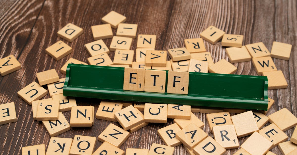 découvrez les fonds négociés en bourse (etf) et apprenez comment ils fonctionnent, leurs avantages et leurs caractéristiques principales.
