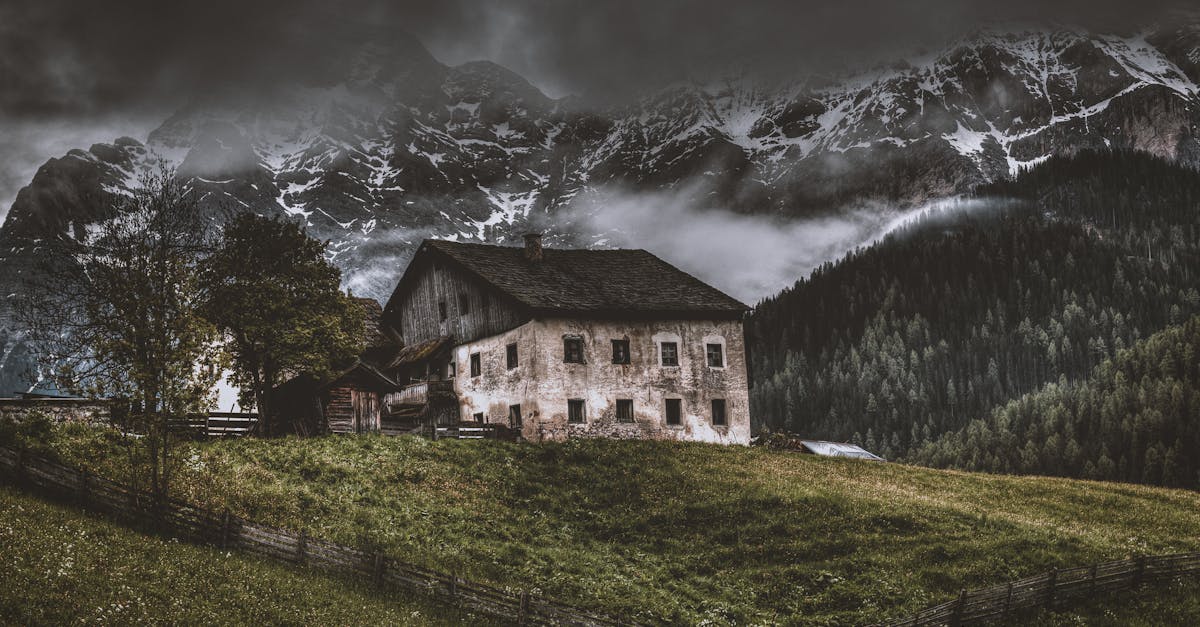 découvrez l'histoire et le charme intemporel d'une vieille maison