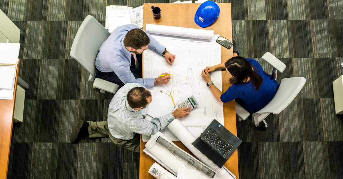 assurance responsabilité civile professionnelle : trouvez la couverture adaptée à vos besoins professionnels pour vous protéger contre les réclamations de responsabilité civile.