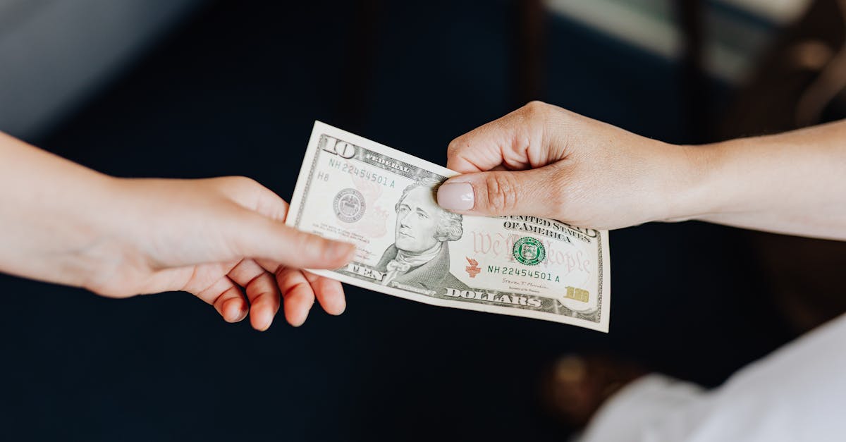 découvrez tout ce qu'il faut savoir sur les salaires, les négociations salariales et les tendances du marché dans notre guide complet sur les salaires.