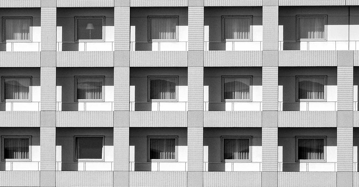 découvrez les avantages du logement subventionné en france, une solution accessible pour les ménages à revenus modestes. informez-vous sur les aides disponibles, les critères d'éligibilité et les démarches à suivre pour bénéficier de ces programmes de soutien au logement.