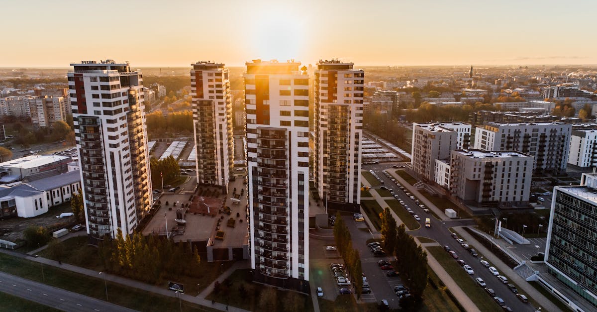 découvrez les opportunités d'investissement immobilier pour diversifier votre portefeuille et maximiser vos rendements. investissez dans des biens résidentiels et commerciaux, explorez les tendances du marché et apprenez les meilleures stratégies pour réussir dans l'immobilier.