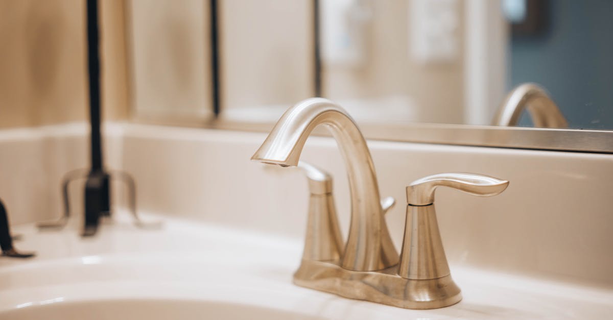 découvrez les dernières tendances en matière de décoration de salle de bain, allant des couleurs audacieuses aux matériaux durables, pour transformer votre espace en un sanctuaire moderne et fonctionnel.